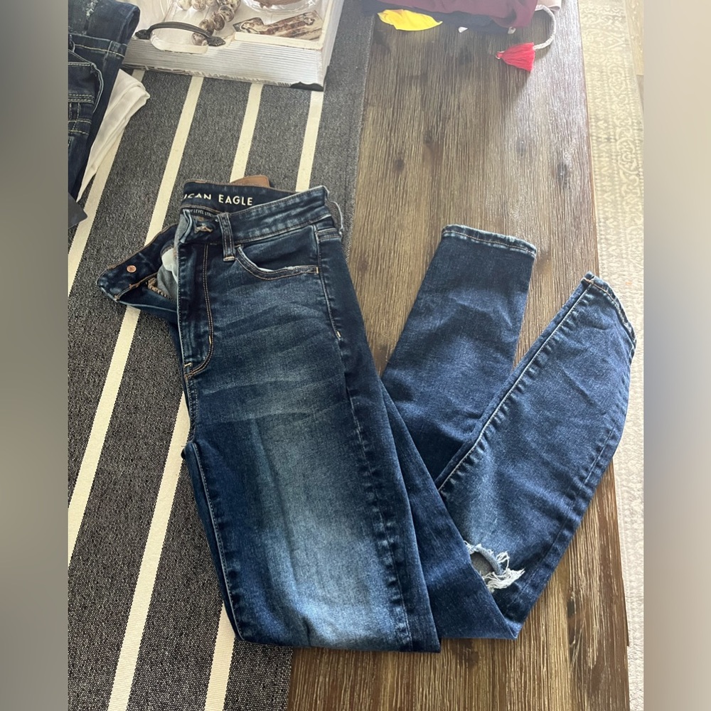 Size 2 American Eagle skinny jeans
